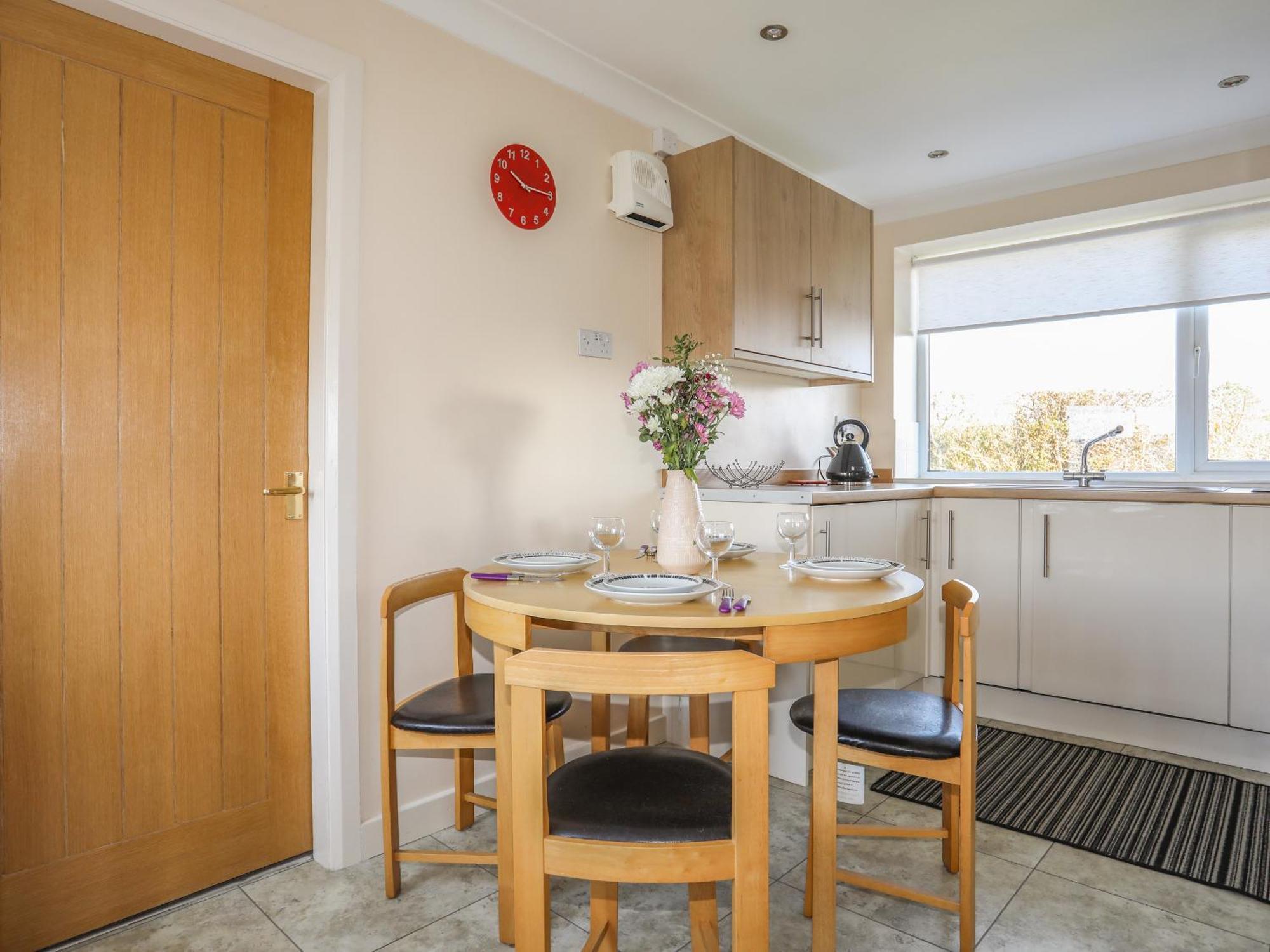 Tan Twr Farm Cottage Dwyran Екстер'єр фото