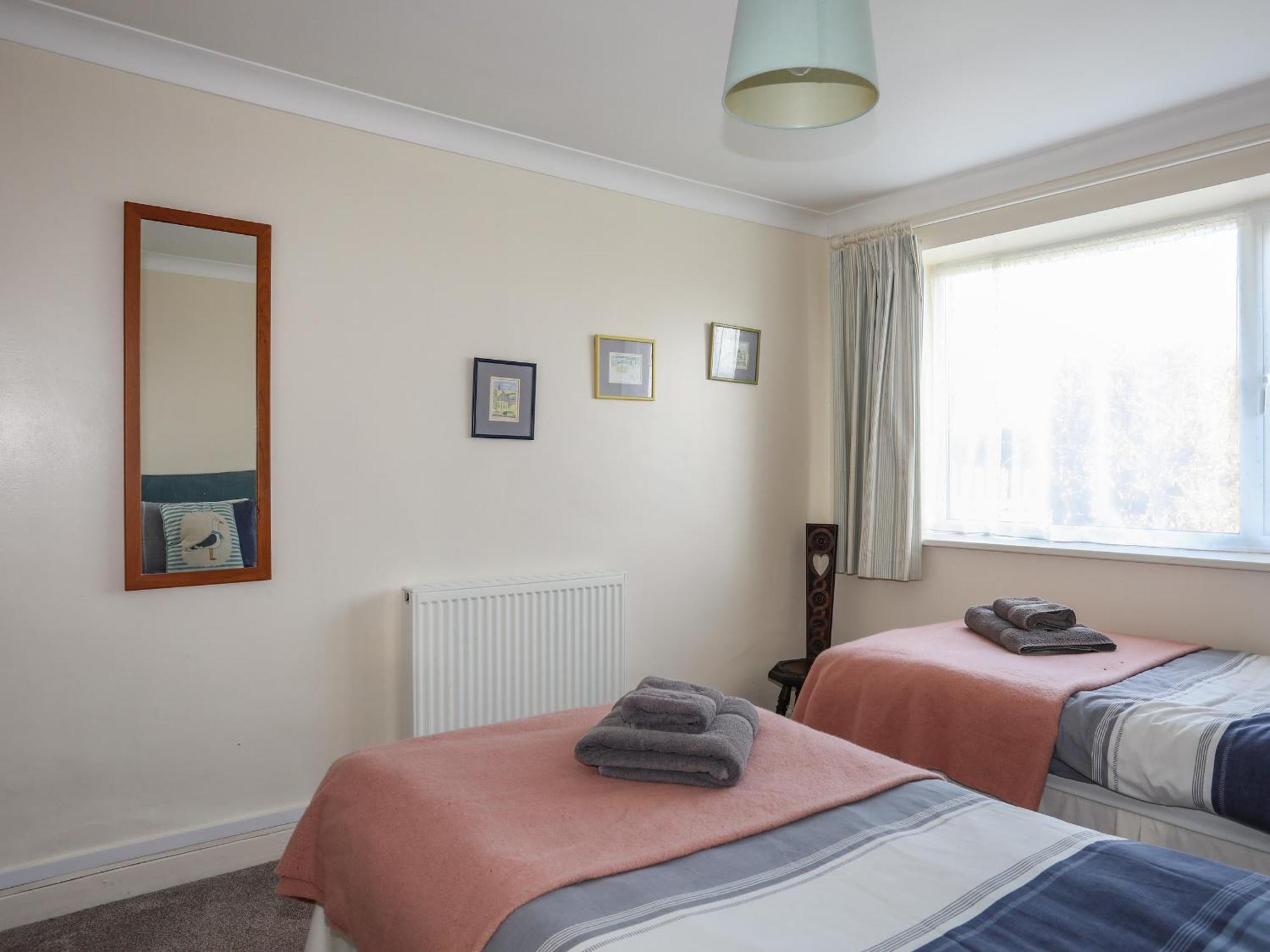Tan Twr Farm Cottage Dwyran Екстер'єр фото